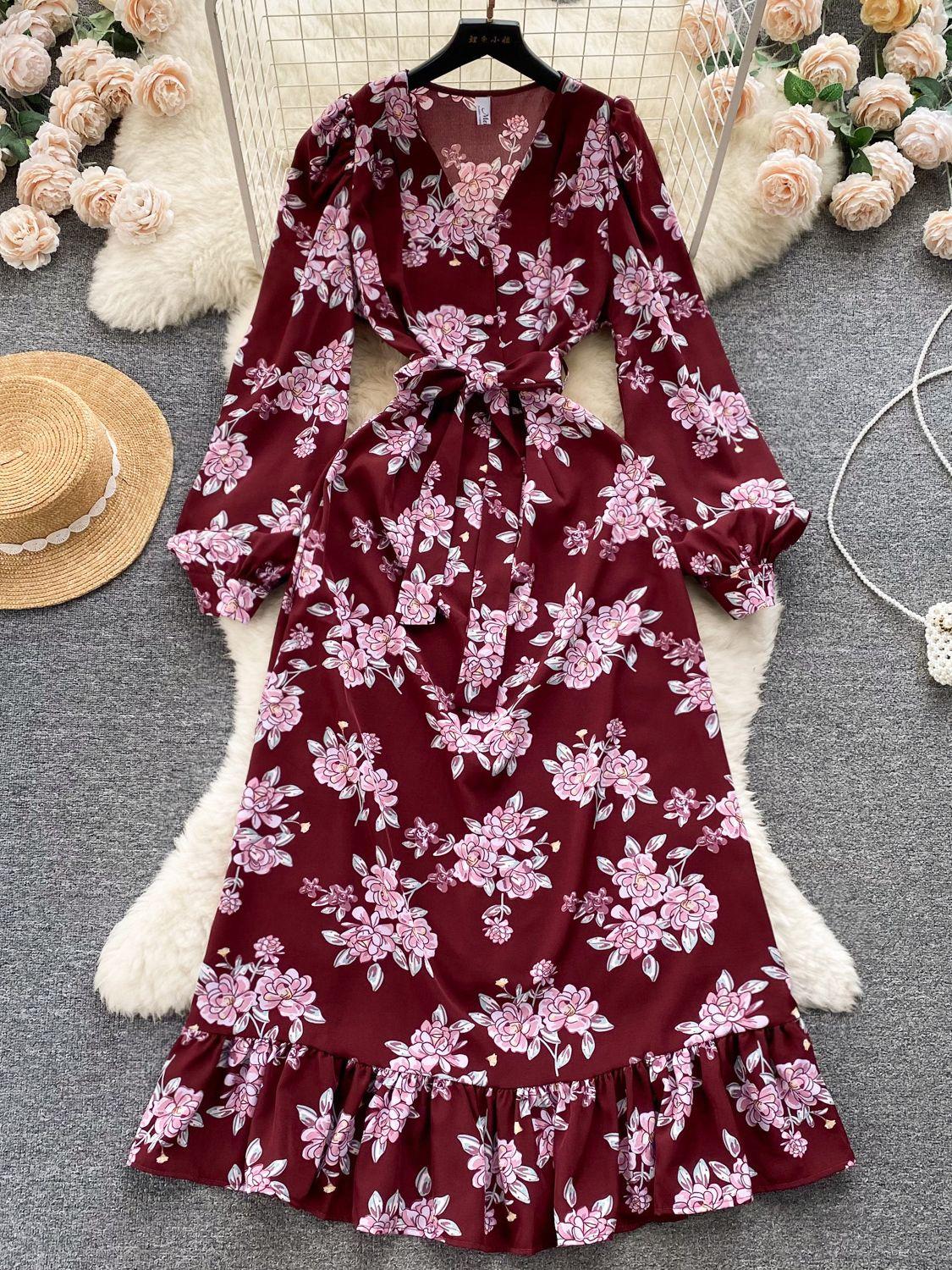 Модное женское платье с цветочным принтом — фото 21