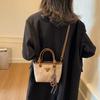 New product hot sale fashionable retro high texture women's hand bucket bag versatile commuter casual messenger bag