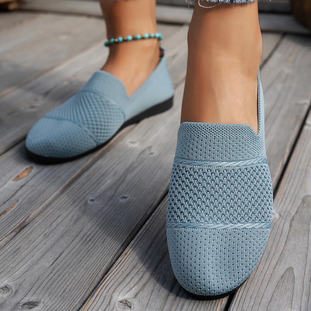 Fashion Women's Fashion Large Size Flat Bottom Knitted Slip-On Low Cut Breathable Bean Shoes Summer Casual Shoes Comfortable Rubber Sole