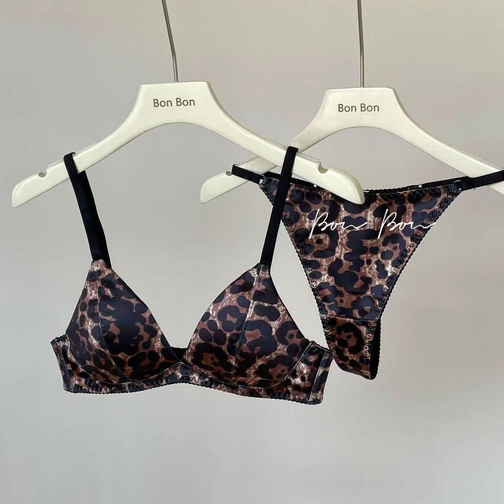 European and American French Satin Triangle Cup Bra and T-Pants Set - Sexy, Wireless, Comfortable