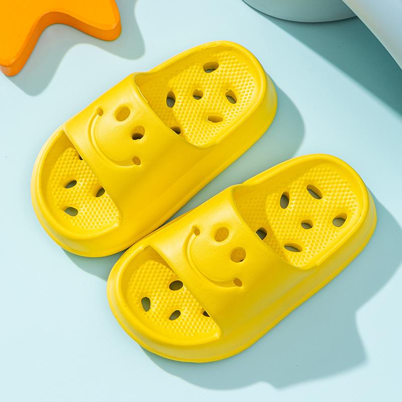 Çocuk Duş Terlikleri Unisex Kaymaz İçi Boş Sızıntı, Kokusuz Ayaklar 24-39