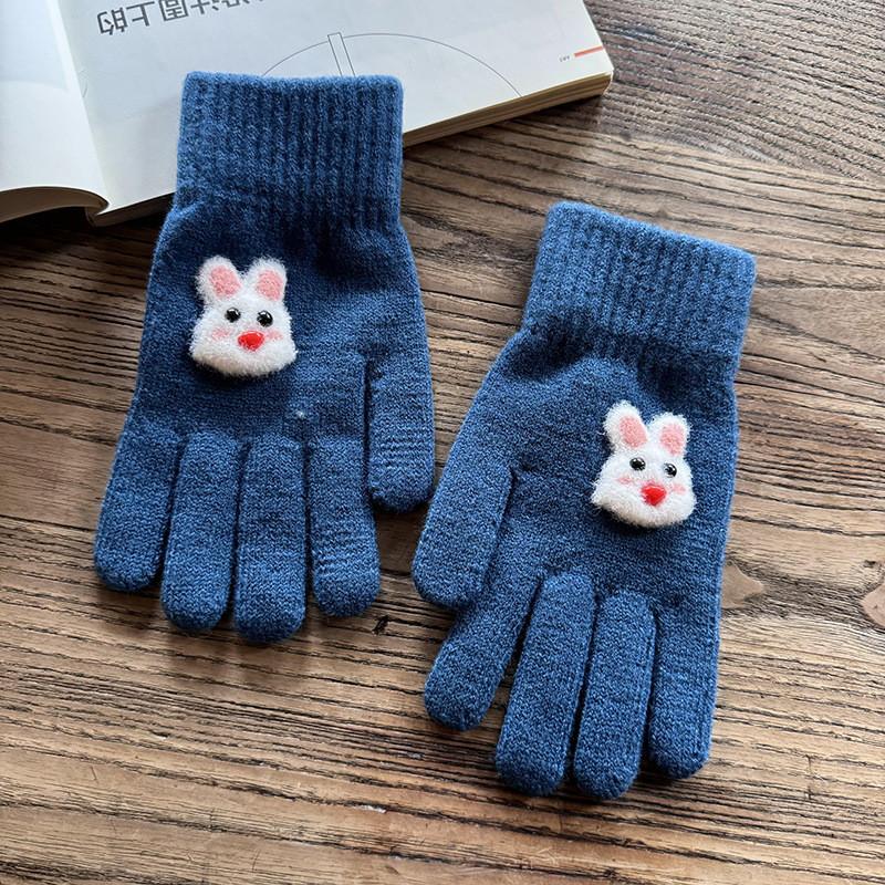 Knitted Animal Pattern Gloves For Winter Warmth And Style