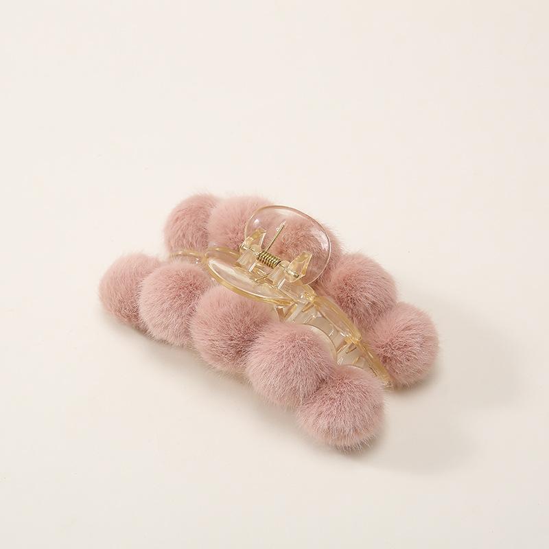 Women Pompom Hair Claws Winter Plush Hair Clips Large Acrylic Clip Girls Ponytail Hair Accessories Headdress