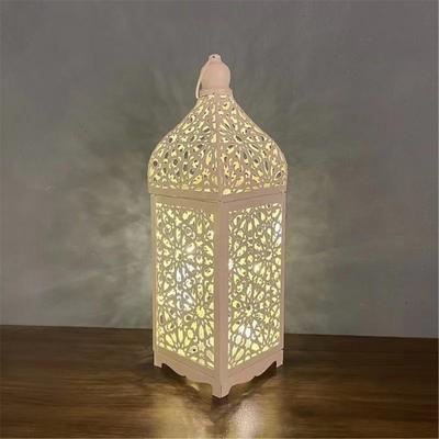 Vintaged Železný Dutý Svícen LED Lampa Evropského Typu pro Domácí Dekoraci Vnitřní i Venkovní Použití