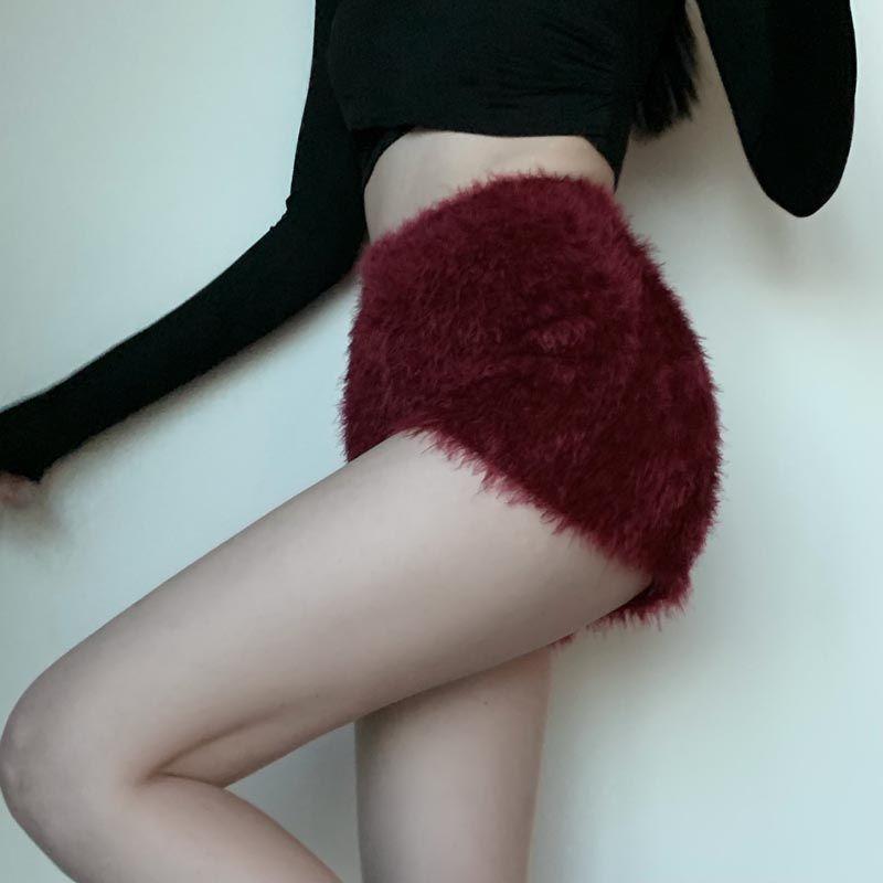 Woman Sexy Shorts Furry Casual Slim Shorts Women's Autumn Winter High Waist Stretch Knit Shorts