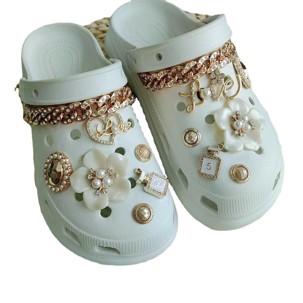 New DIY hole shoes decorative buckle small fragrant plum blossom pearl love LOVE shoe buckle removable rhinestone chain