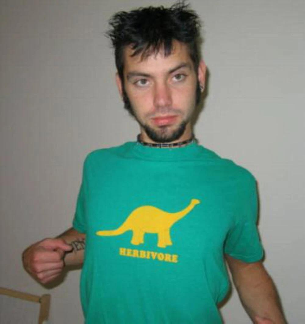 Herbivore Dinosaur Shirt – Funny Vegetarian & Health Emo Tee M