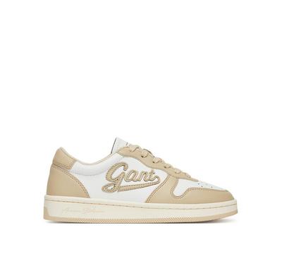 30531900 Sneakers