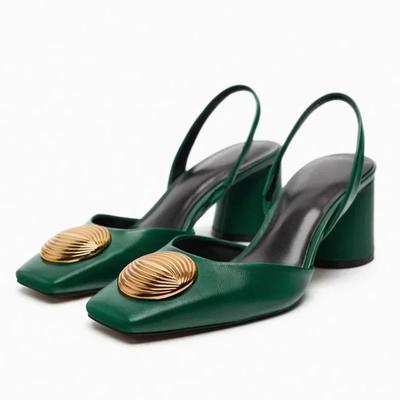 Sandali con Tacco Chunky e Cinturino Posteriore Decorazione Metallica di Lusso Donna Eleganti Tacchi Alti Rotondi Mules Estive Designer Sandalias