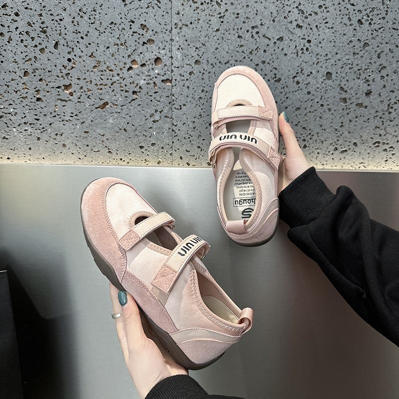 Leather Velcro Mary Jane shoes women's 2025 spring and summer Korean version hollow shallow mouth casual women's single shoes German training shoe