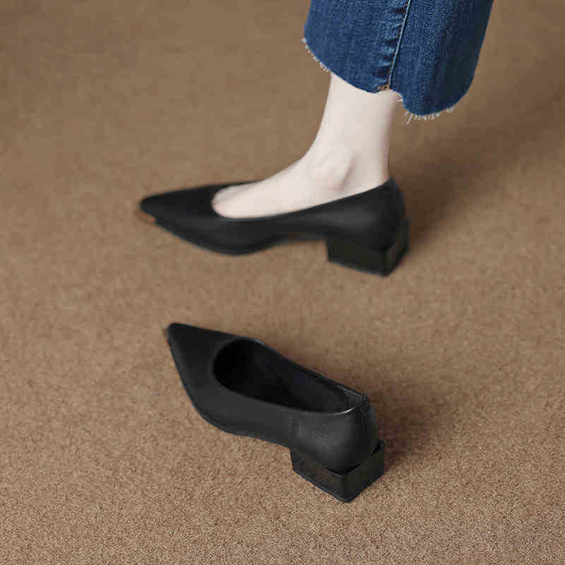 

73598-5 Fashion French pointed single shoes women s 2025 new spring and autumn versatile 3 cm small heel autumn shoes 39 чёрный