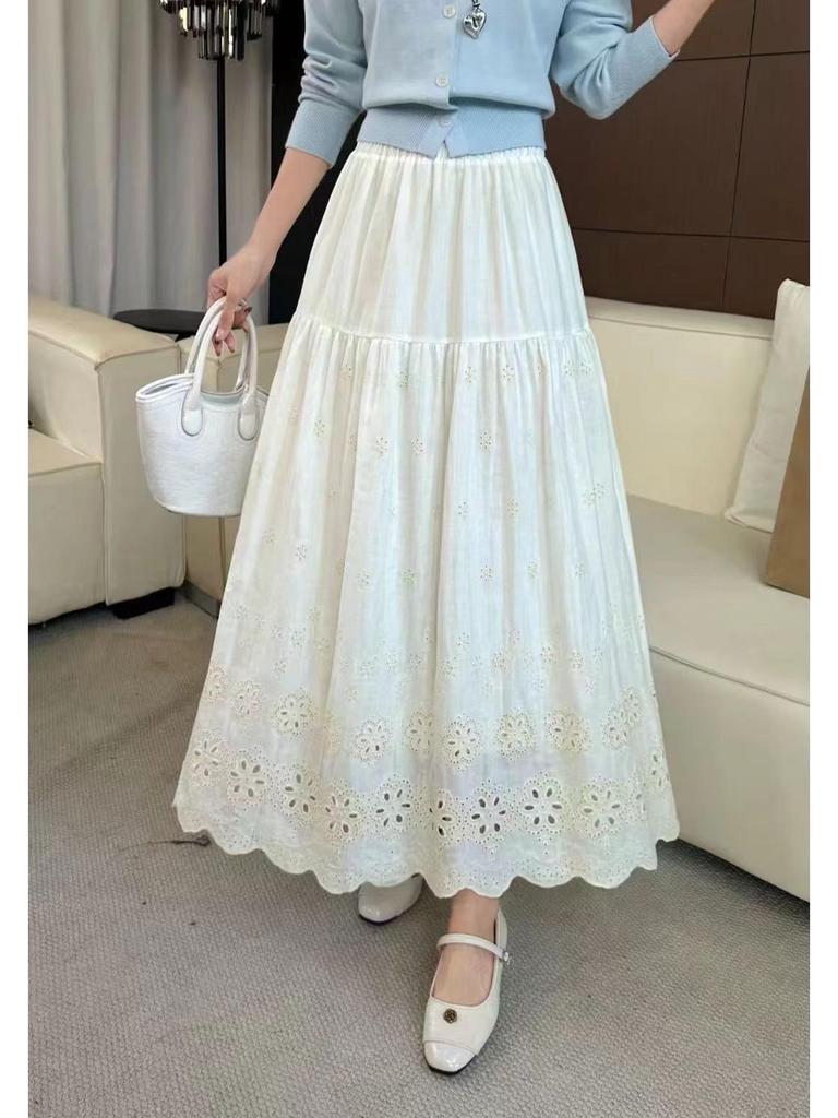 Fei Yuan Women's Ethnic Embroidered A-line Skirt: Autumn/Winter Fashion with Hollow Design
