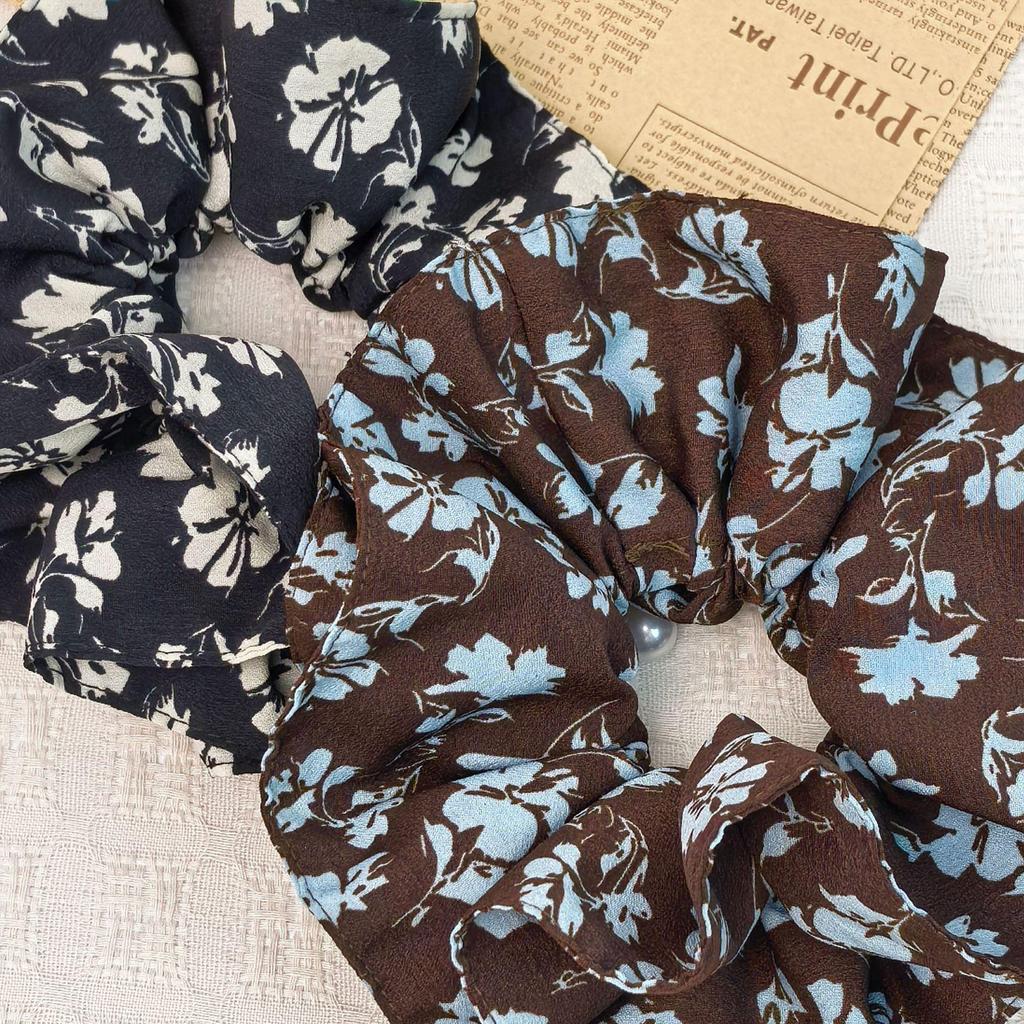 Elegant Korean Floral Pearl Chiffon Scrunchie - Versatile Women's Hair Tie