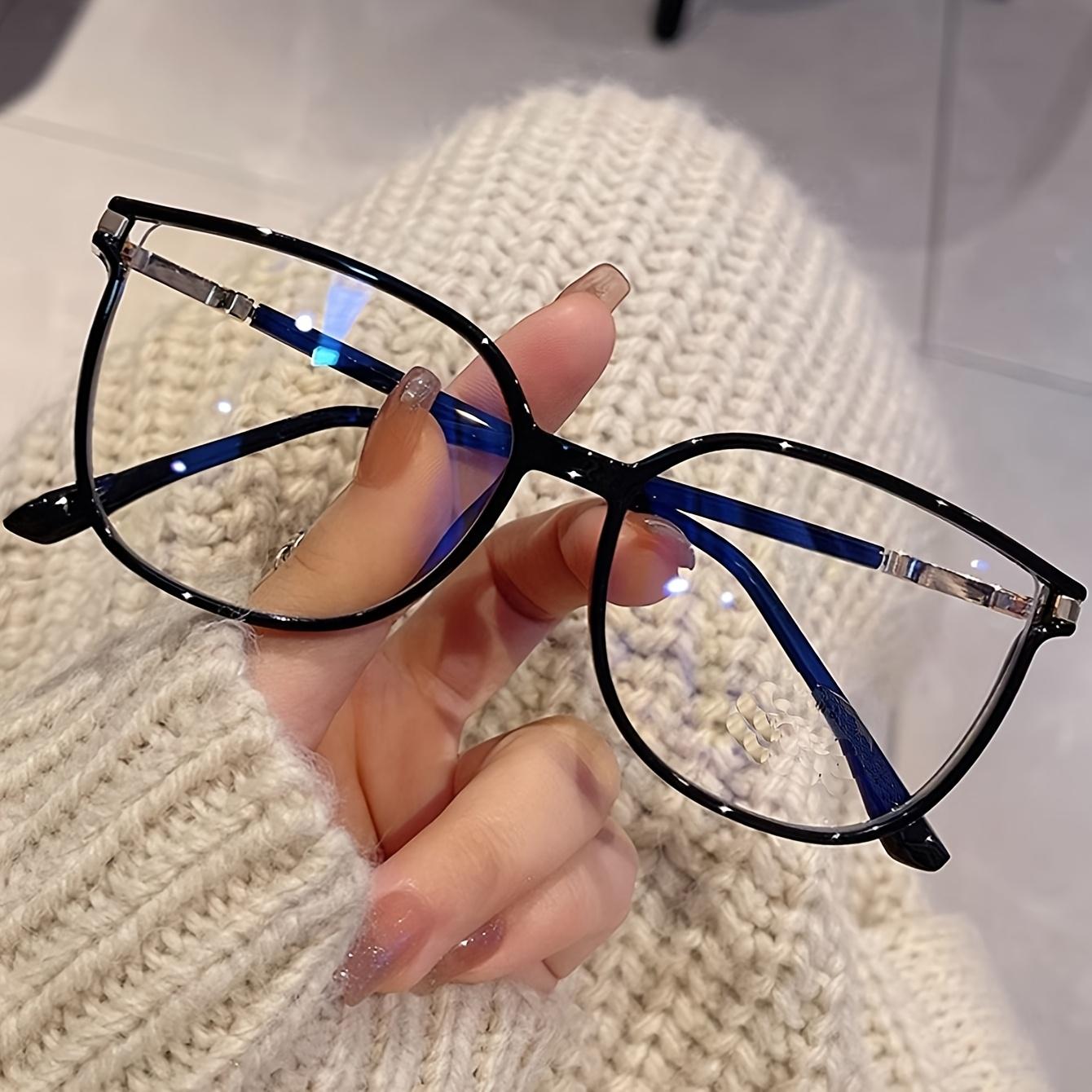 

Одна пара женских блестящих ретро очков «кошачий глаз» с потрясающими прозрачными линзами, подходящих для всех случаев чёрный