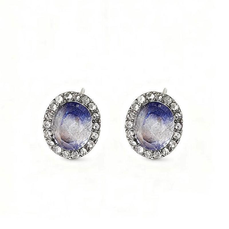 Diamond Pigeon Egg Geometric Oval Full Diamond Stud Earrings Light Luxury High-End Temperament Earrings Women'S Unique Exquisite Earrings