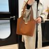 Solid color simple casual handbag women's new temperament versatile tote bag fashionable and popular single shoulder mother and child bag