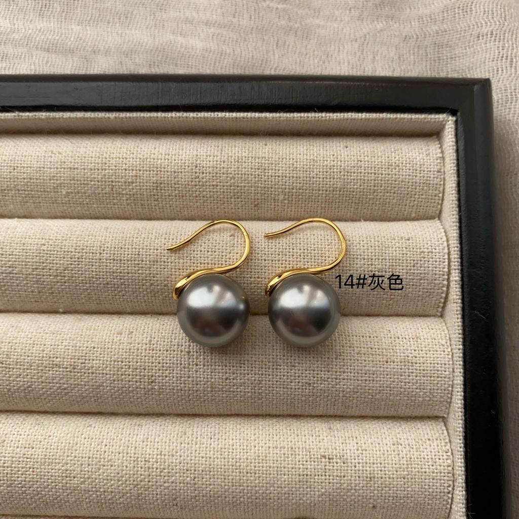 Elegant Light Luxury Pearl Stud Earrings Multi-Color Niche High-End Classic Personalized Commuter Ear Hook Earrings