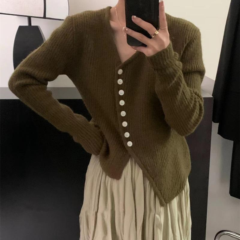 Design sense irregular knitted cardigan top women's autumn and winter new temperament commuting thin inner sweater
