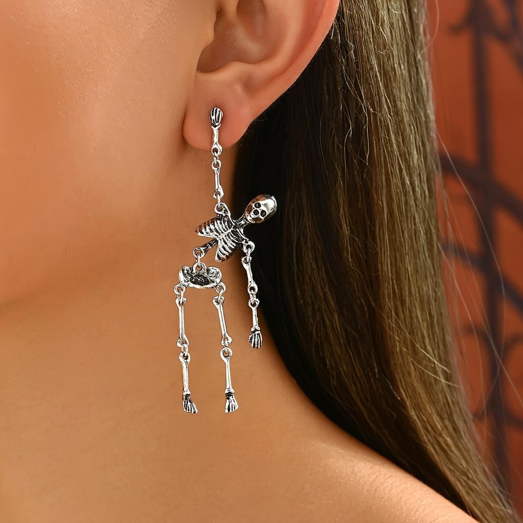 [Vintage Skull Earrings] Silvery Plated Gothic Punk Skull Dangle Earrings | Vintage Style for Women, Stainless Steel Posts, Perfect for Daily Wear & G
