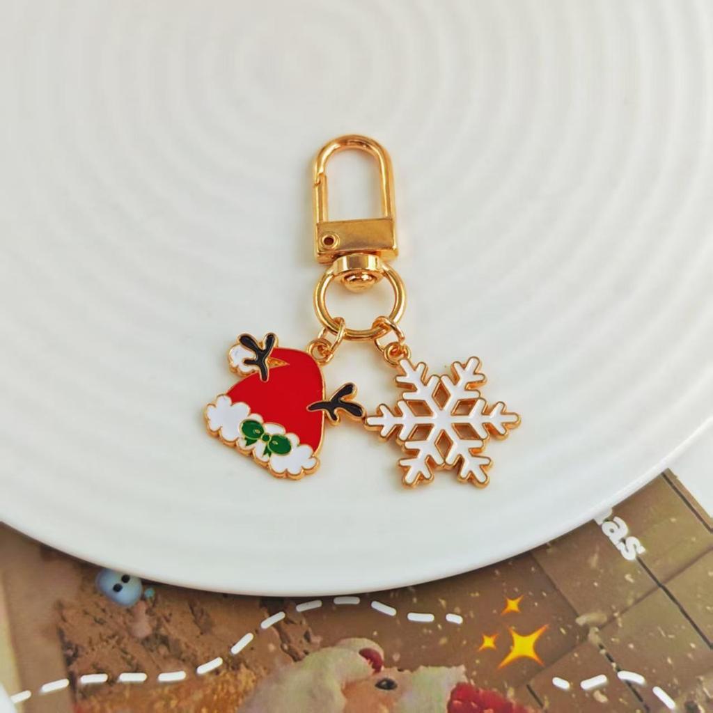 Festive Christmas Keychain: Metal Tree, Snowman & Santa Bag Charm – Stylish Small Gift