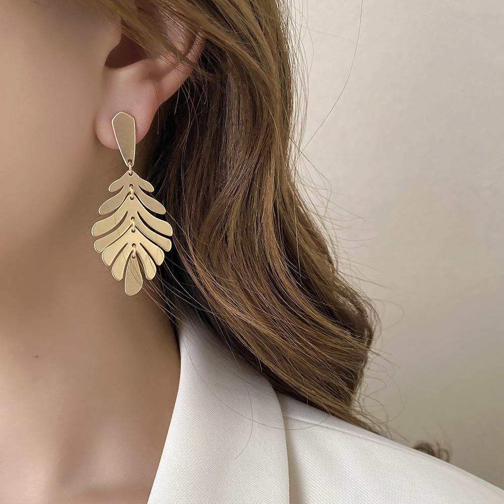 Bohemian Monstera Palm Tree Dangle Earrings For Women Gold Tropical Hollow Plant Leaves Big Earring Beach Brincos Gift