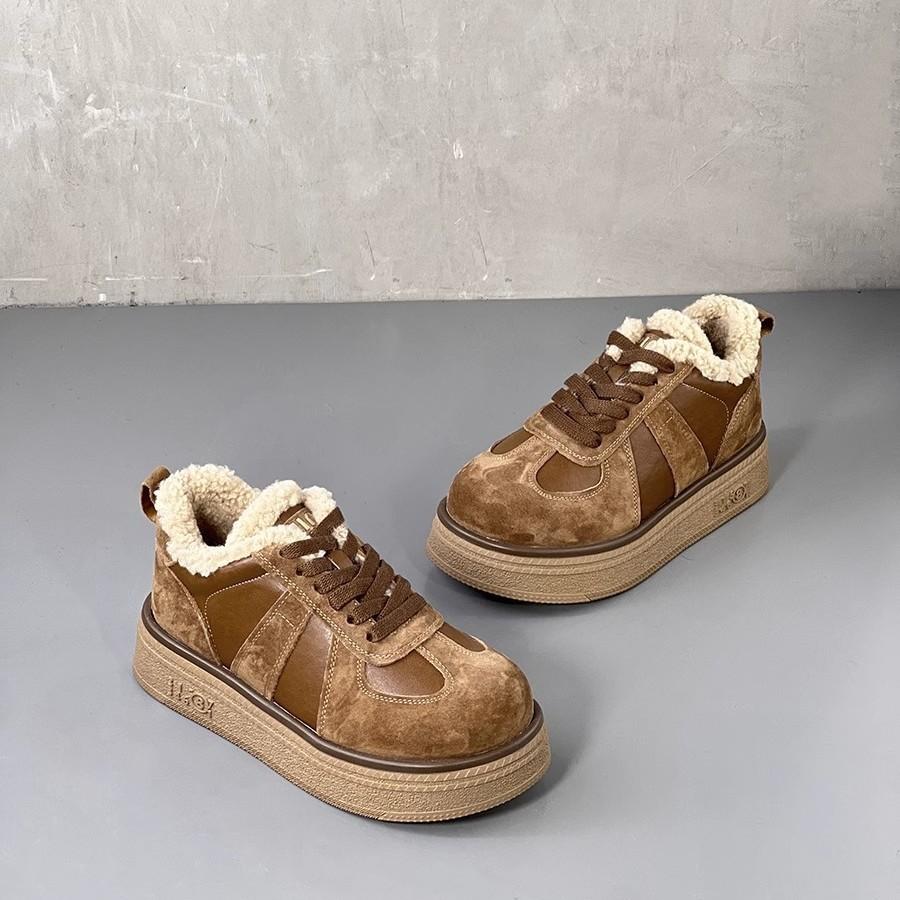 Thick-soled Fleece Board Shoes 2025 Autumn and Winter Women's Shoes New Retro Sports and Leisure Shoes Fleece Shoes Women's Training Shoes