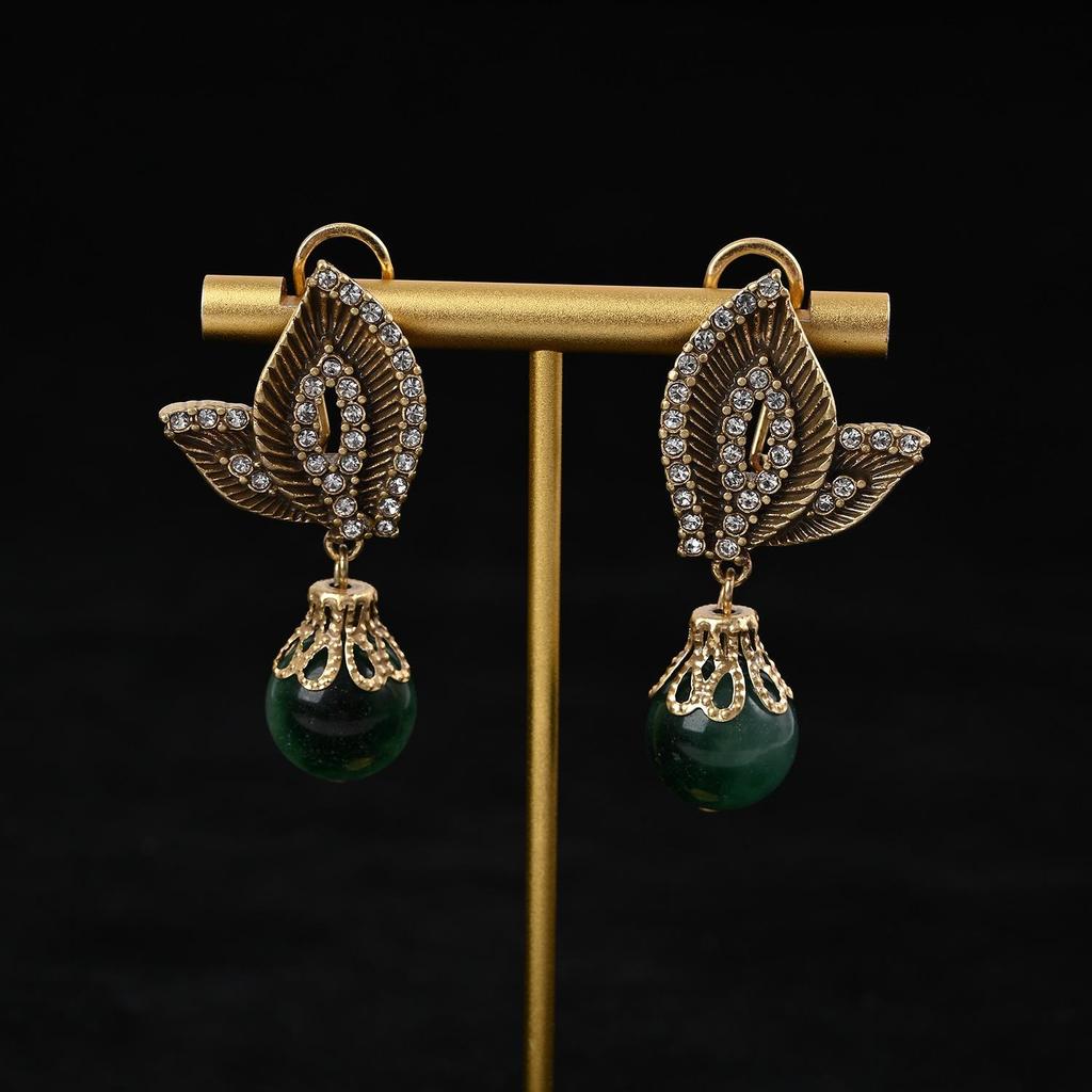 Temperament elegant: Set Brățară & Cercei Retro cu Lanț pentru Pulover, Jad & Cubic Zirconiu