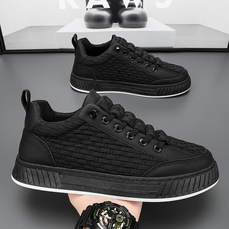 Black new autumn sports and leisure board shoes wear-resistant trendy shoes