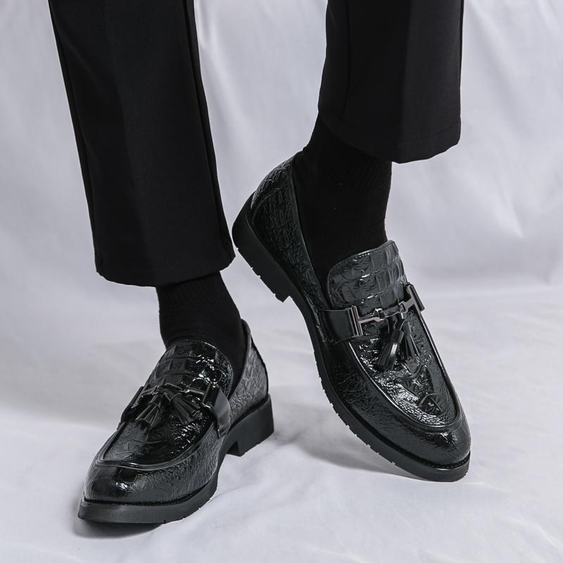 Classic Brand Elegant Brown Men's Leather Casual Shoes Crocodile Pattern High-quality Business Formal Shoes Versatile Loafers