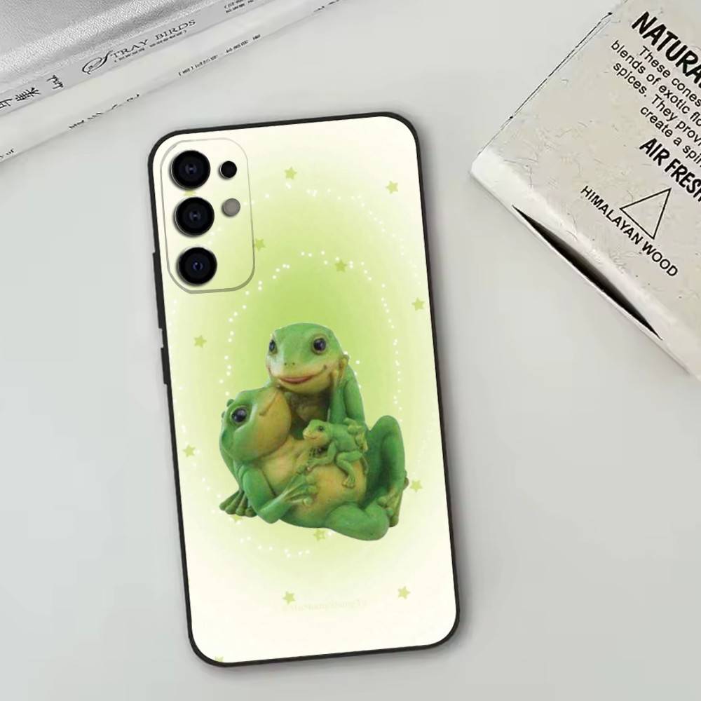 

Funny Frogs Phone Case For Samsung S25,S24,S21,S22,S23,S30,Ultra,S20,Plus,Fe,Lite,Note,10,Black Cover Samsung S21plus