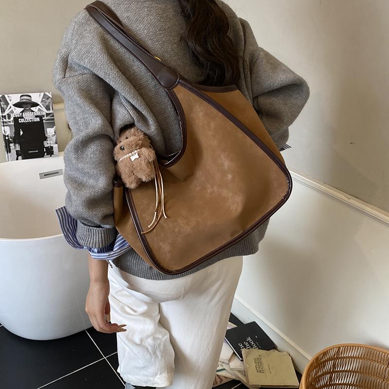 Autumn new soft waxy women's bags versatile light luxury fashion matte personalized portable underarm bags trendy shoulder bags