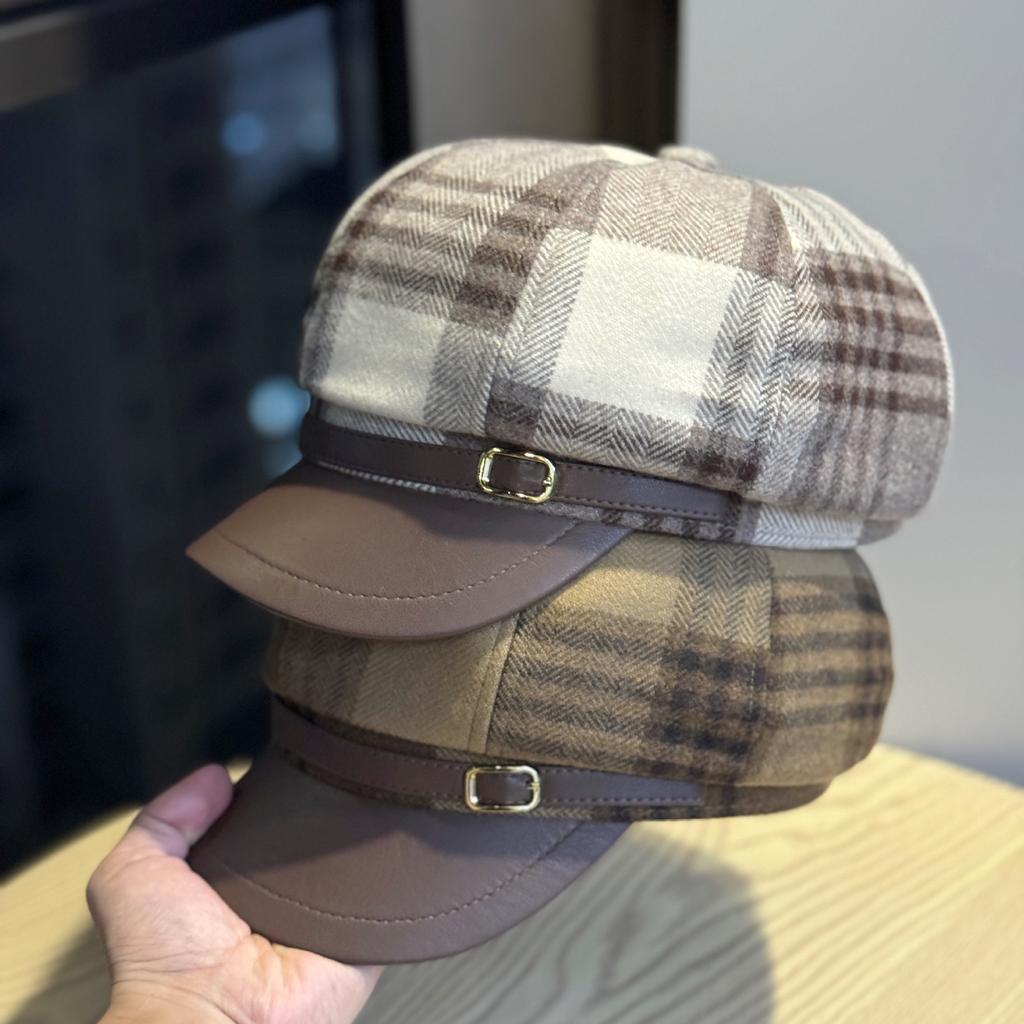 Versatile Leather Brim Plaid Octagonal Hat for Women in Spring and Autumn Trendy Painter's Hat with Small Face and Elegant Temperament