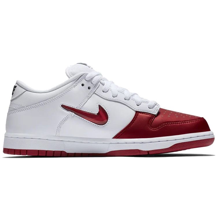 Supreme x Nike Dunk SB Low Varsity Red Unisex Sneakers Weiß Schwarz CK3480-600