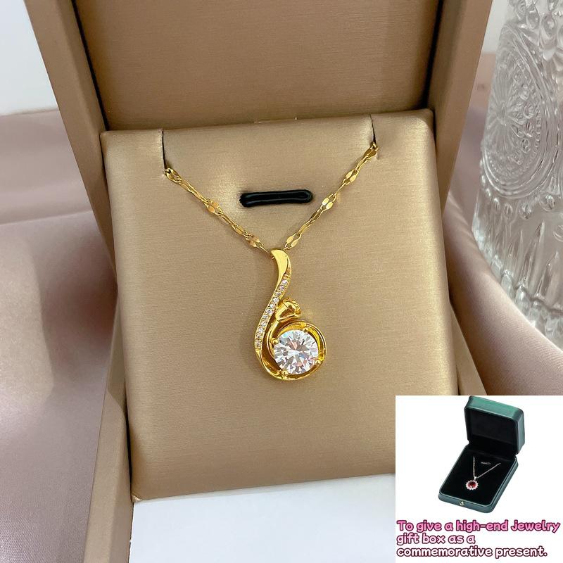 

Xintian Pigeon Personality Fashion Light Luxury Temperament Gorgeous Full Diamond Necklace Female Versatile Clavicle Chain