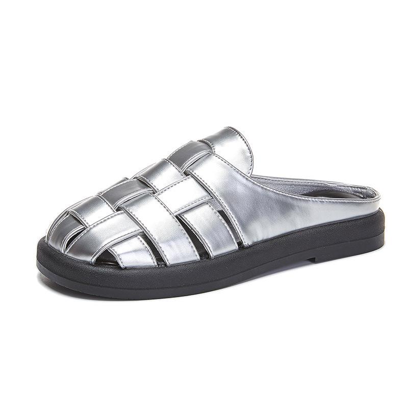 Baotou Woven Slippers Women's 2025 Summer New Retro Fashion Sandals Women's Hollow Breathable Flat Bottom Women's Shoes