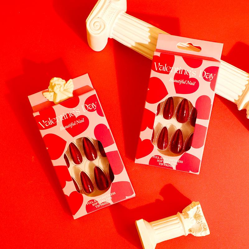 Valentine's Day Cat Eye Red Almond Wearable Nail Art Tips