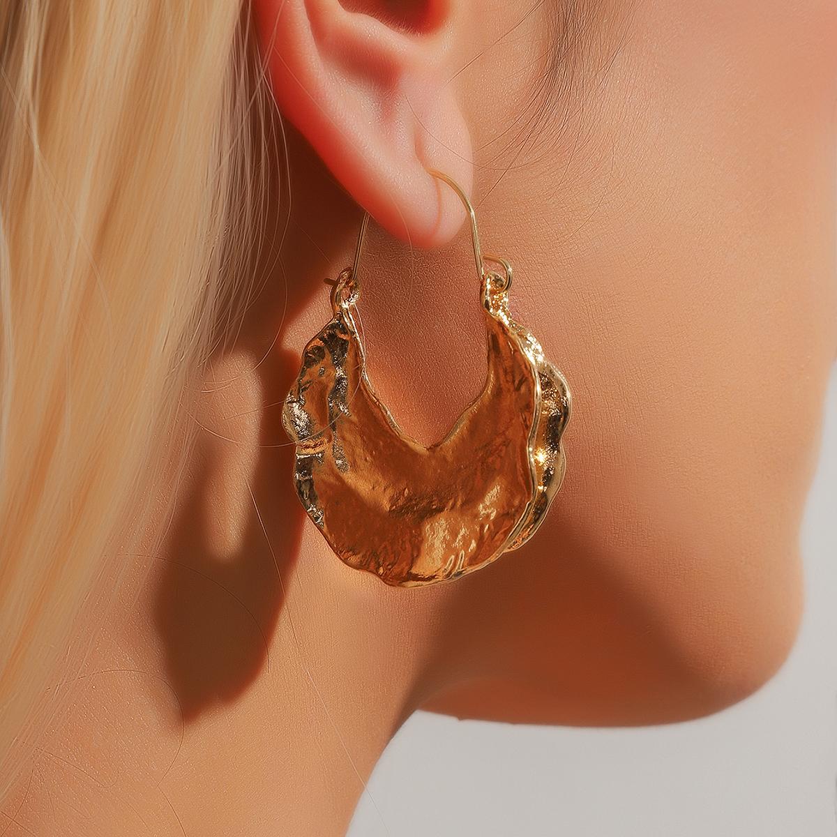 

2PC Women s Fashion Bohemian Style Gold Hollow Leaf Earrings Outdoor Travel Carnival Banquet Party Holiday Dressing Gifts