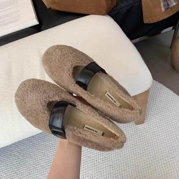 

In the autumn and winter of 2025, the new fashionable and versatile flat-bottomed one-word belt, Doudou shoes, velvet warm single shoes, Mao Mao 40 абрикосовий