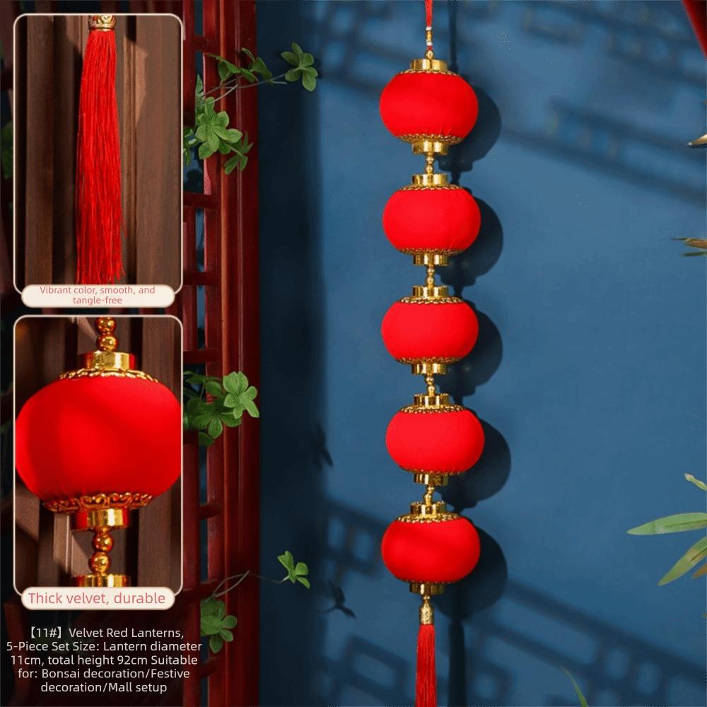 Chinese Style New Year Lantern String Fu Character Traditional Red Ball Lantern String Handmade with Tassels
