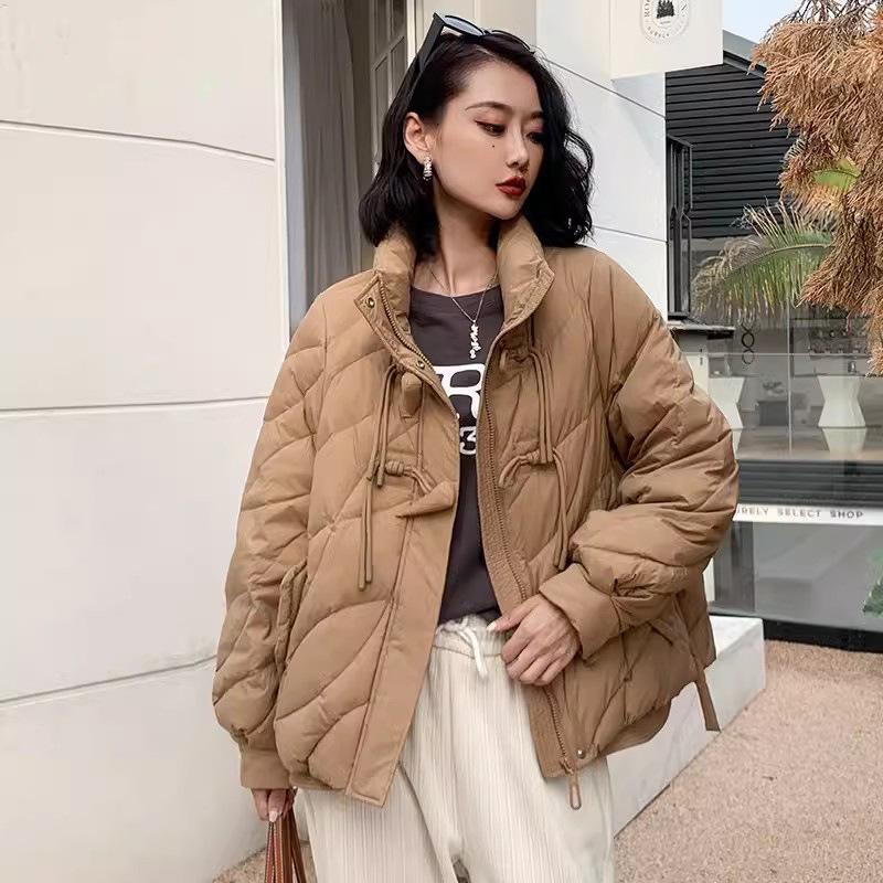 Corner buckle down jacket women's 2024 winter new light stand-up collar literary retro warm fashion coat tide
