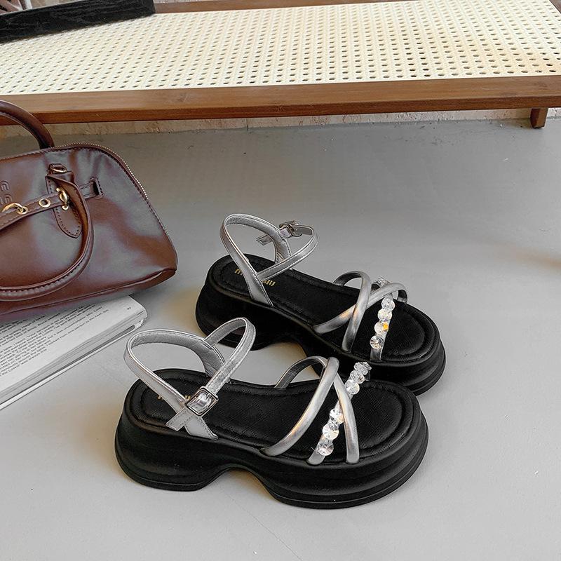Platform muffin sandals 2025 summer new high-end versatile beach rhinestone sandals