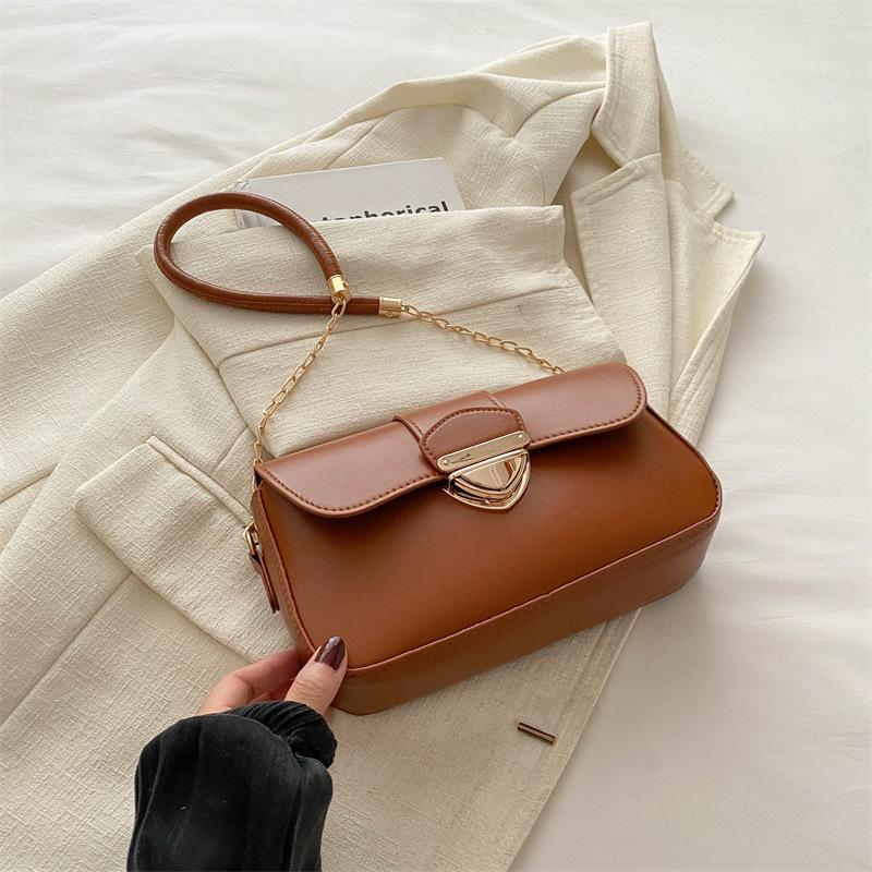 New Trendy Retro Messenger Bag Niche Design Shoulder Armpit Bag 2025 Summer Simple Fashion Small Bag Women