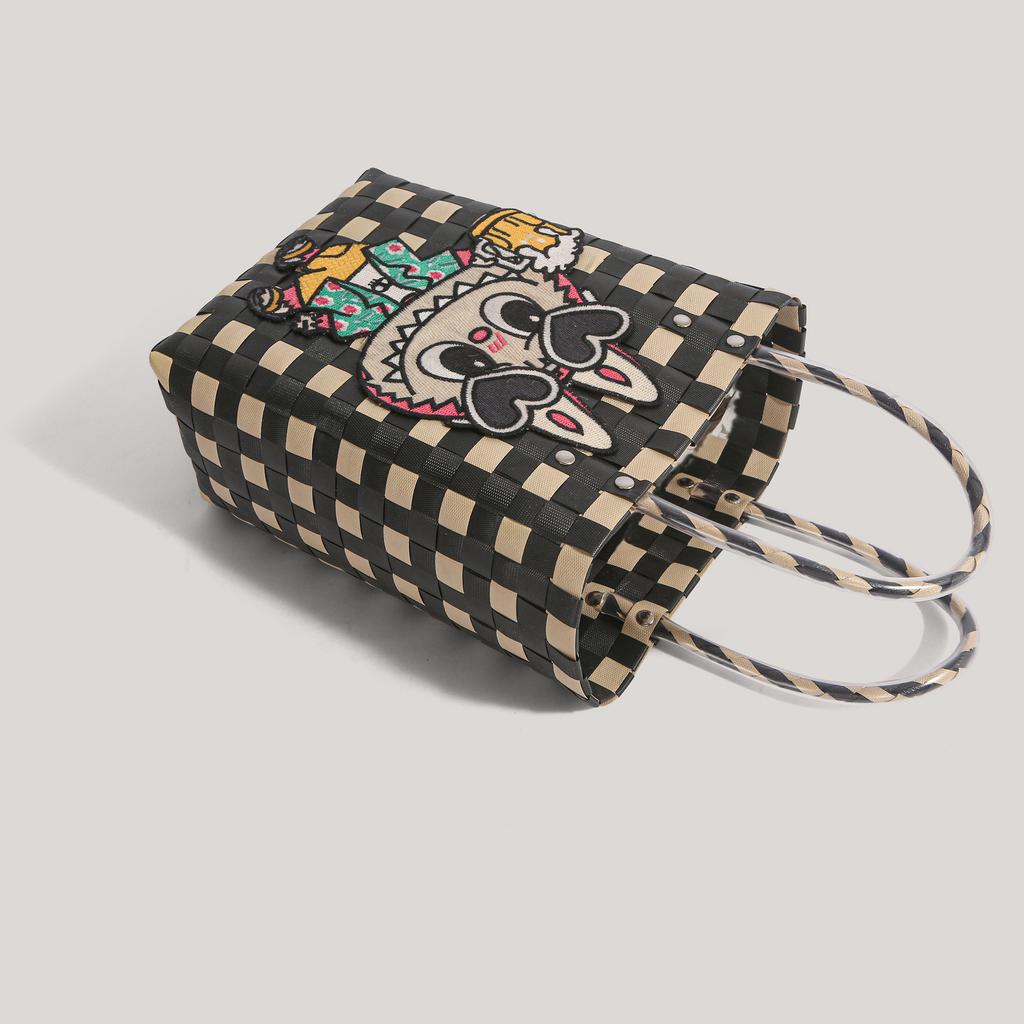 Labubu plastic woven handbag woven vegetable basket handbag handmade bag