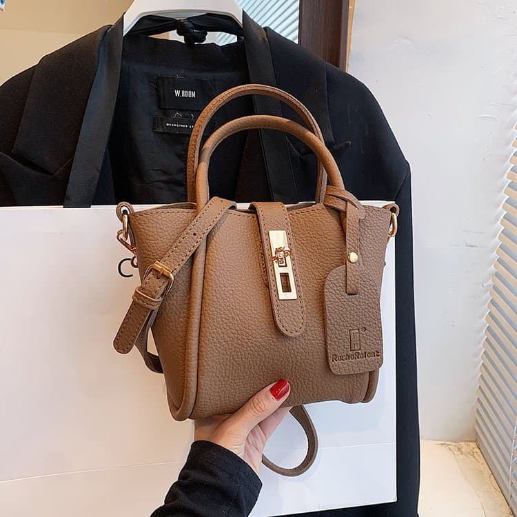 New Fashion Women's Handbag Premium Texture Messenger Bag