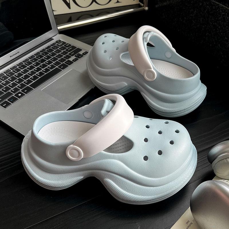 Thick-soled hole shoes women's 2025 new summer outer wear wedding dress artifact heightened heel non-slip sand sandals slippers