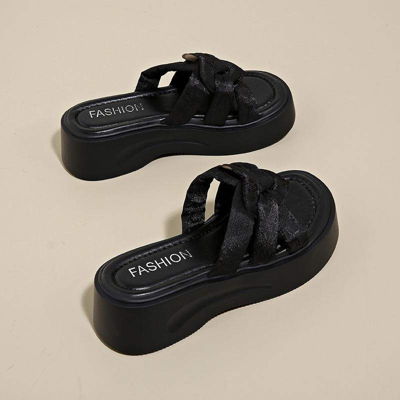 With skirt platform slippers women's summer wear 2025 new muffin cool slippers soft-soled beach shoes