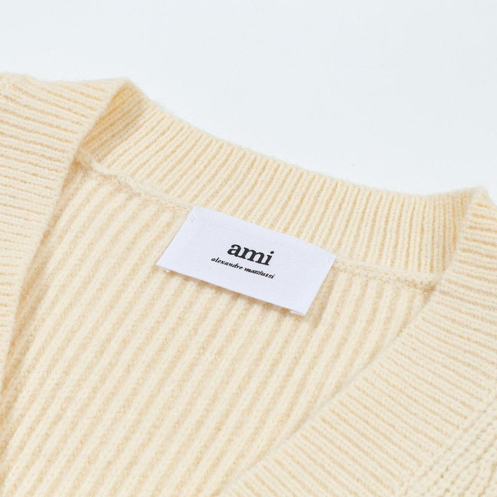 AMI New Autumn and Winter Knitted Striped V-neck Pullover Vest with Heart-shaped Text Logo Knitted Sheep Sweater Base Vest