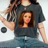 T-shirt Meme Visage de Poupée Fumeur Unisexe Streetwear Coton Surdimensionné Lâche Décontracté Manches Courtes Convient à Toutes les Saisons Vêtement