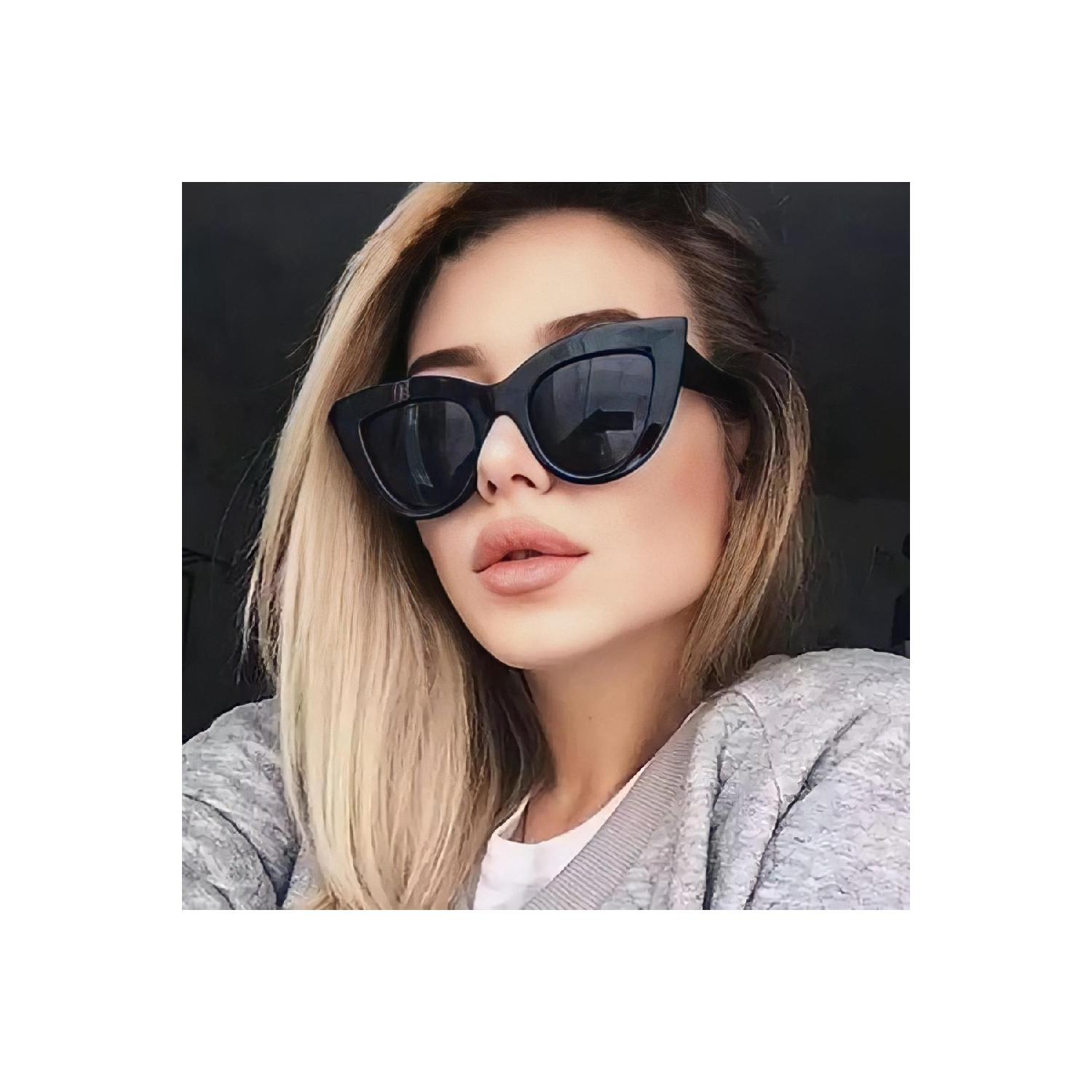 

Солнцезащитные очки Cat Eye Black Woman 1011 чёрный