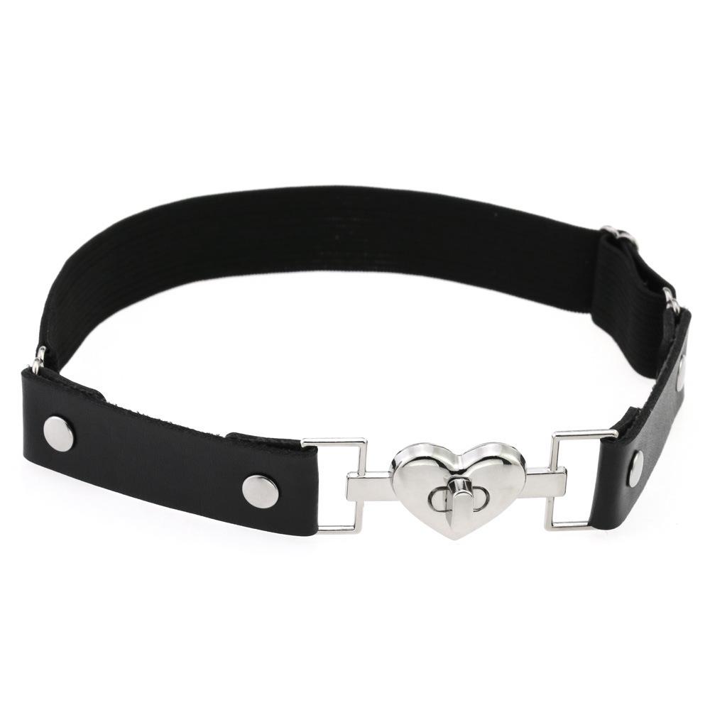 Trendy European & American Punk Heart Leg Wraps - Detachable Peach Heart Garter Straps for Women светло-коричневого